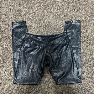 Beyond Yoga Black and Silver Shimmer long Leggings size M